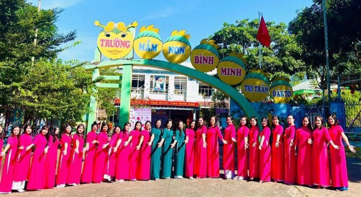 Đội ngũ giáo viên